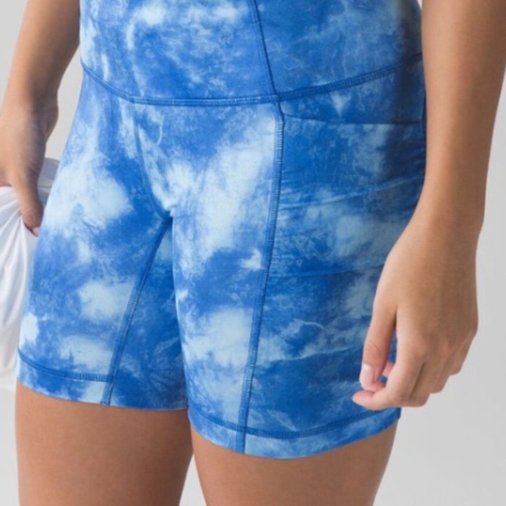 Lululemon Speed Track Short Tidal Trip Pipe Dream Blue sz 6
